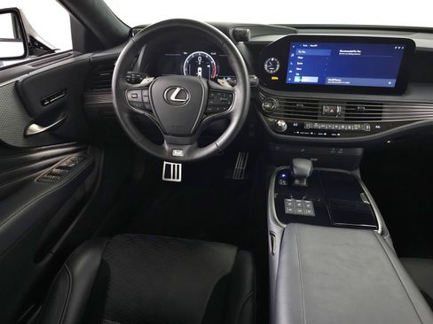 Used 2024 Lexus LS 500 F Sport AWD/4WD image 19