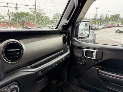 Used 2021 Jeep Wrangler Unlimited Sport AWD/4WD image 22