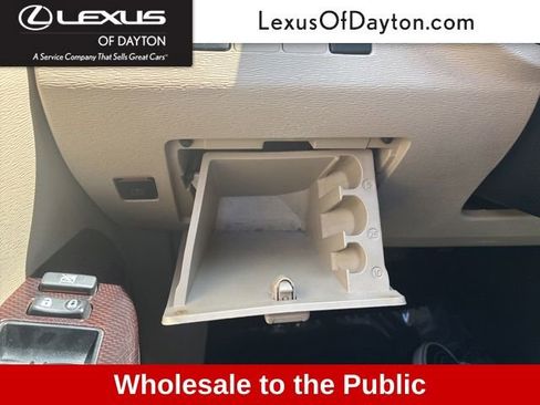 Used 2010 Toyota Venza AWD image 16