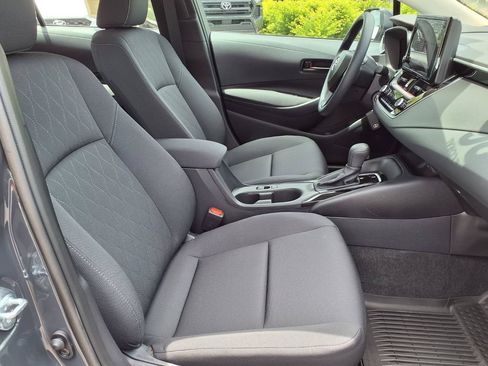 Used 2026 Toyota Corolla LE FWD image 12