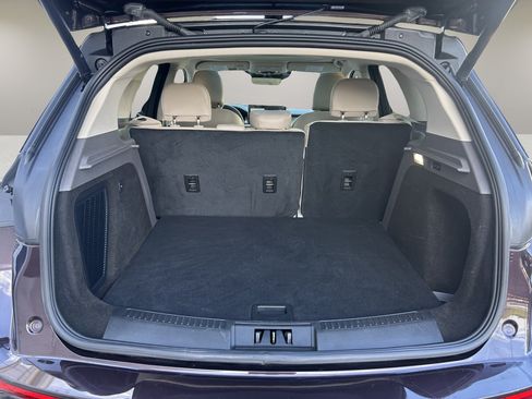 Used 2023 Lincoln Corsair AWD w/ Equipment Group 101A image 7