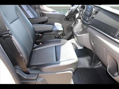 Used 2024 Ford Transit 350 XL RWD image 5