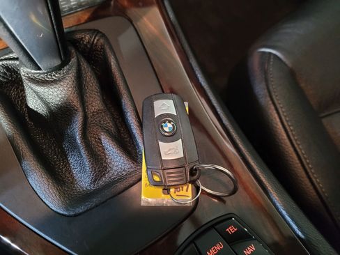 Used 2011 BMW 335i xDrive Sedan image 42