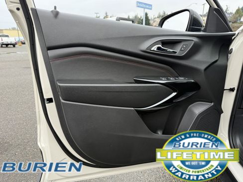New 2026 Chevrolet Trax RS w/ Driver Confidence Package image 10