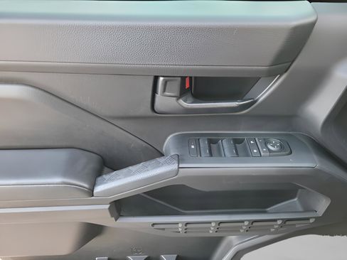 Certified 2024 Toyota Tacoma SR image 28