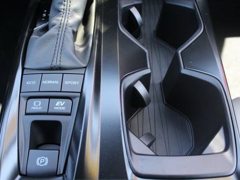Certified 2026 Toyota Camry SE FWD image 34