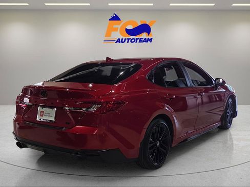 Certified 2025 Toyota Camry SE w/ Convenience Package FWD image 4