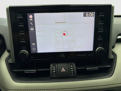 Used 2020 Toyota RAV4 Limited FWD image 25
