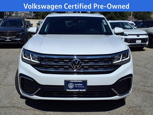 Certified 2022 Volkswagen Atlas Cross Sport SEL R-Line AWD/4WD image 2