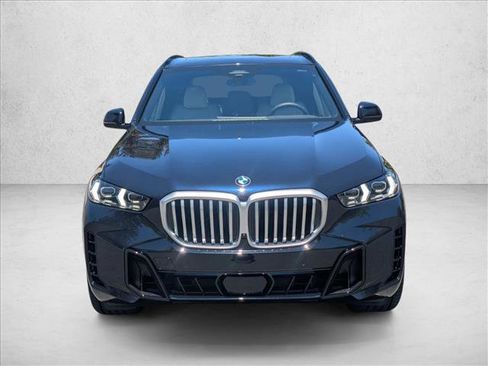 Used 2026 BMW X5 xDrive40i w/ M Sport Package AWD/4WD image 5