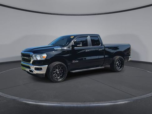Used 2019 RAM 1500 Big Horn RWD image 4