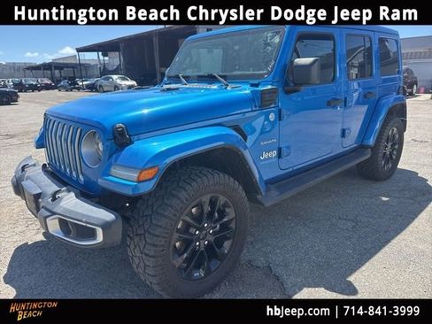 Used 2021 Jeep Wrangler Unlimited Sahara w/ Cold Weather Group AWD/4WD image 1