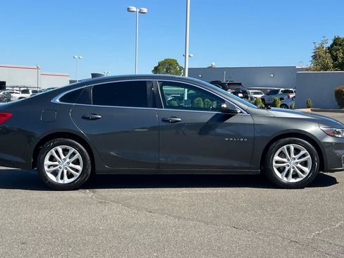 Used 2018 Chevrolet Malibu LT FWD image 6