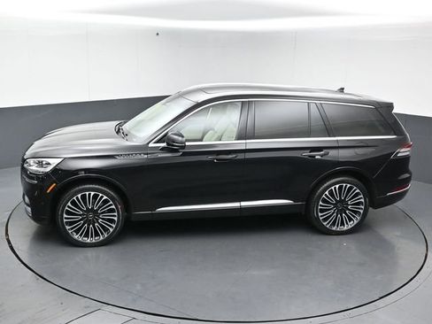 Certified 2023 Lincoln Aviator Black Label AWD/4WD image 47