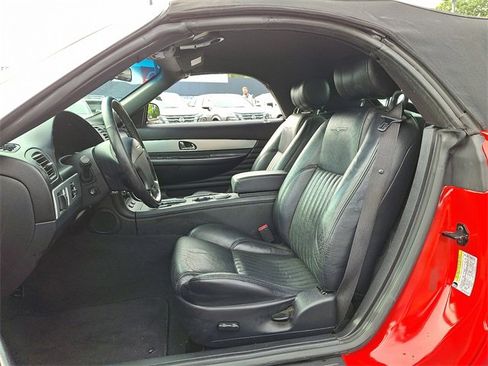 Used 2005 Ford Thunderbird image 17