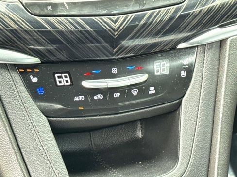 Certified 2024 Cadillac XT6 Premium Luxury w/ LPO, Floor Liner Package AWD/4WD image 35