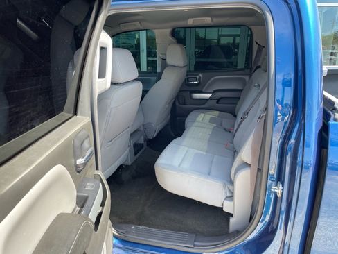 Used 2017 Chevrolet Silverado 1500 LT w/ All Star Edition AWD/4WD image 4