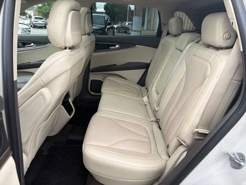 Certified 2020 Lincoln Nautilus Reserve AWD/4WD image 27
