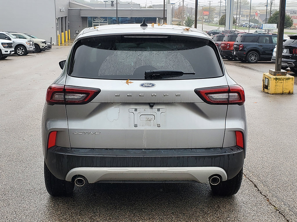Certified 2023 Ford Escape Active FWD image 5