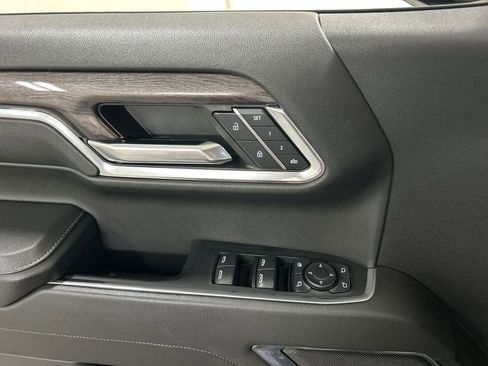 Used 2024 Chevrolet Silverado 1500 LTZ AWD/4WD image 11