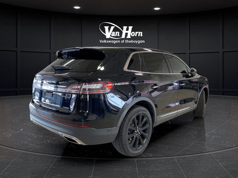 Used 2020 Lincoln Nautilus Reserve AWD/4WD image 7