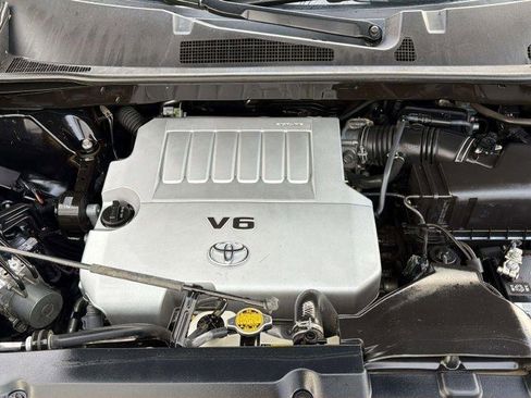 Used 2013 Toyota Highlander Limited AWD/4WD image 32