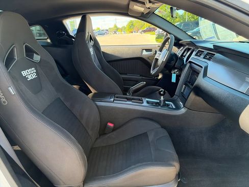 Used 2013 Ford Mustang Boss 302 w/ Boss 302 Accessory Pkg RWD image 14