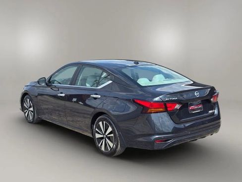 Used 2021 Nissan Altima 2.5 SV FWD image 7
