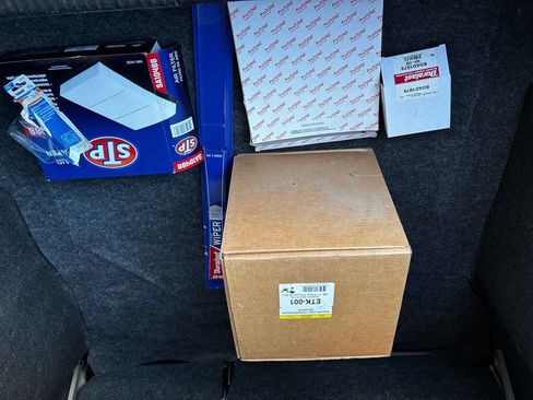 Used 2010 Ford Focus SE image 9