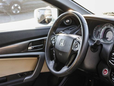Used 2016 Honda Accord EX-L image 24