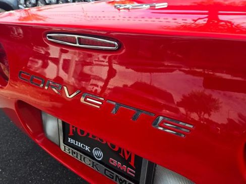 Used 2003 Chevrolet Corvette Convertible RWD image 10