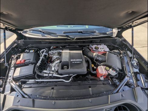 New 2026 GMC Yukon XL Denali w/ Denali Reserve Package image 12