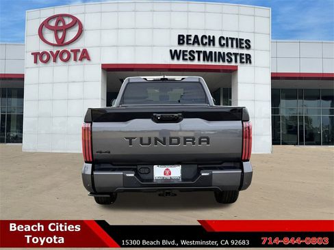Used 2024 Toyota Tundra Platinum image 10