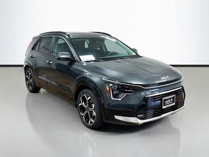 New 2025 Kia Niro SX Touring