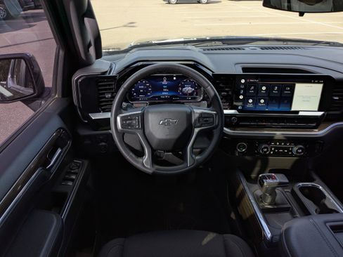 Used 2022 Chevrolet Silverado 1500 RST w/ Protection Package image 16