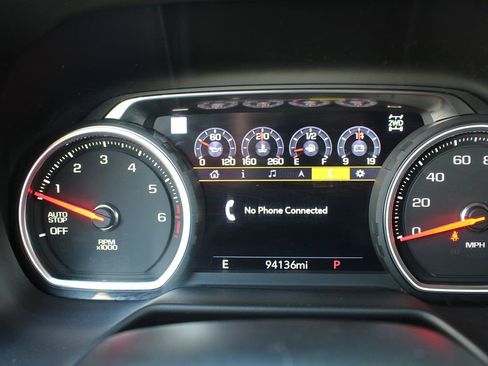 Used 2021 Chevrolet Tahoe Premier w/ Premium Package image 27