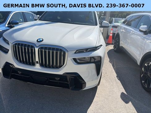 Certified 2023 BMW X7 xDrive40i w/ M Sport Package image 3