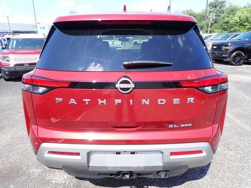 Used 2023 Nissan Pathfinder SL w/ SL Premium Package AWD/4WD image 5
