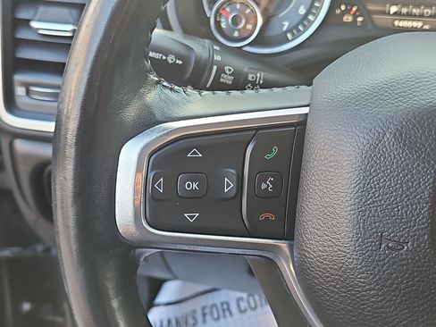 Used 2022 RAM 1500 Laramie AWD/4WD image 16