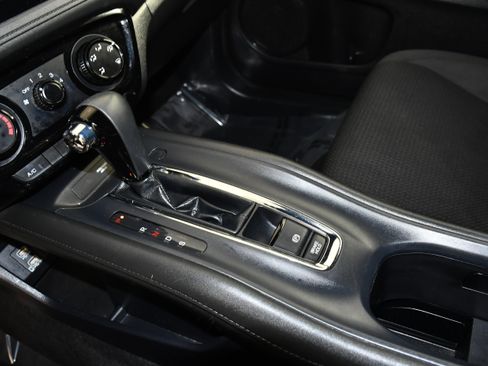 Used 2021 Honda HR-V Sport image 30