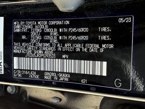 Used 2023 Toyota 4Runner Limited RWD image 30