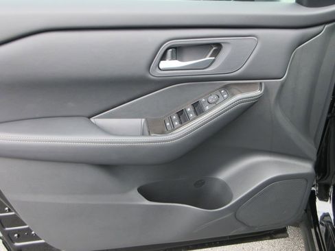 New 2026 Nissan Rogue SV w/ Cold Weather Package image 17