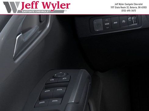 New 2026 Chevrolet Traverse LT AWD/4WD image 23
