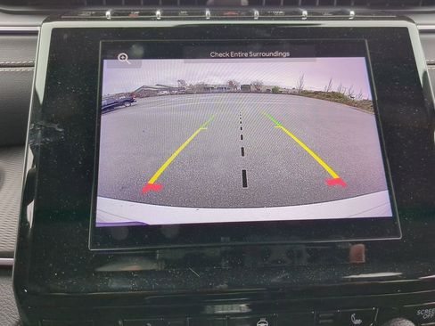 Used 2024 Jeep Grand Cherokee Altitude image 16