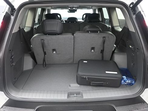 New 2026 Kia EV9 Wind AWD/4WD image 36