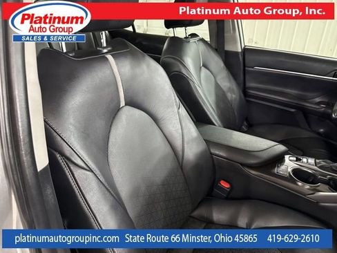 Used 2021 Toyota Camry XSE FWD image 38