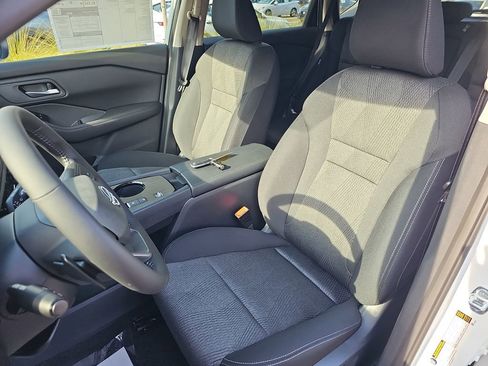 New 2026 Nissan Rogue SV FWD image 20