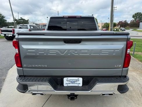 Used 2025 Chevrolet Silverado 1500 LTZ w/ LTZ Premium Package AWD/4WD image 9