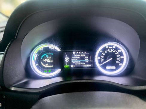 Used 2019 Kia Niro S Touring image 15