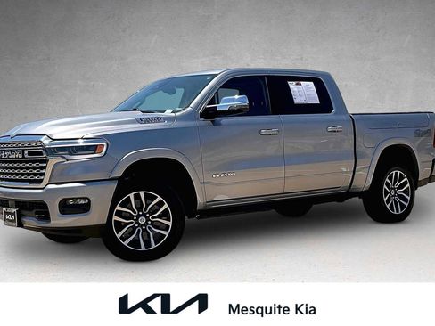 Used 2025 RAM 1500 Limited w/ Off Road Group AWD/4WD image 1